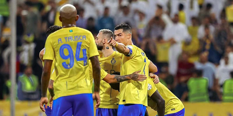 câu lạc bộ bóng đá al nassr màu áo