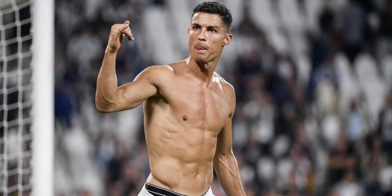 Kỹ năng cùng cách thi đấu đỉnh cao cầu thủ ronaldo